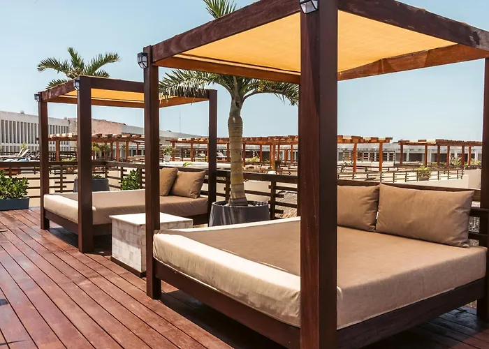 Apartahotel Aldea Thai Downtown Oceanview Residences 3*