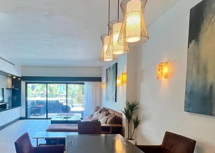 Apartahotel Aldea Thai Downtown Oceanview Residences