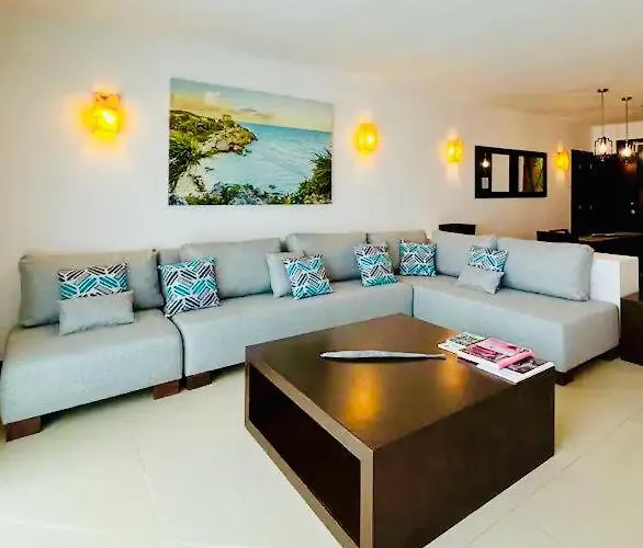 Aldea Thai Downtown Oceanview Residences Apartahotel