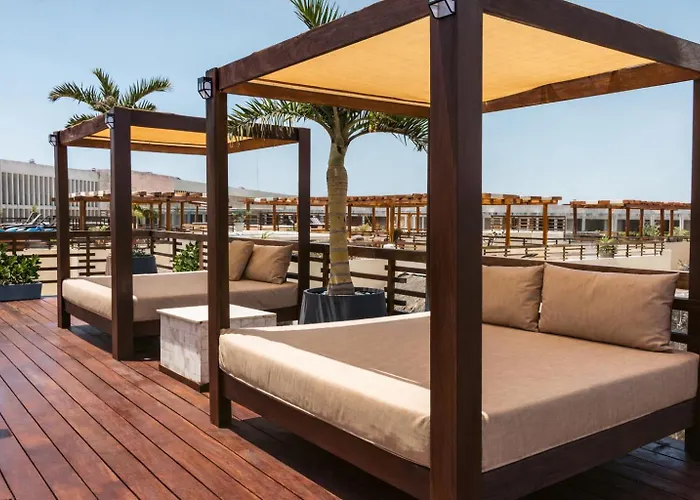Aldea Thai Downtown Oceanview Residences