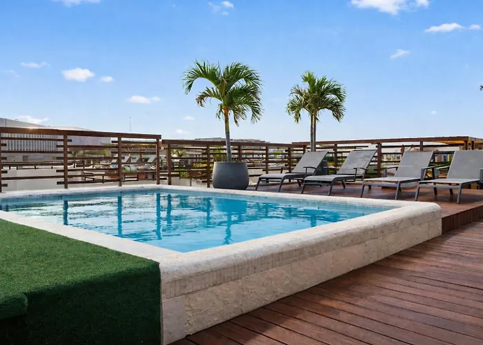 Aldea Thai Downtown Oceanview Residences 3*