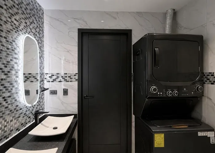 Apartahotel Aldea Thai Downtown Oceanview Residences 3*